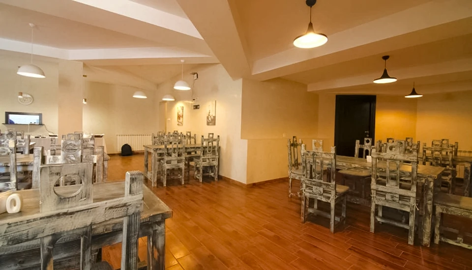 هتل دوئسی تفلیس